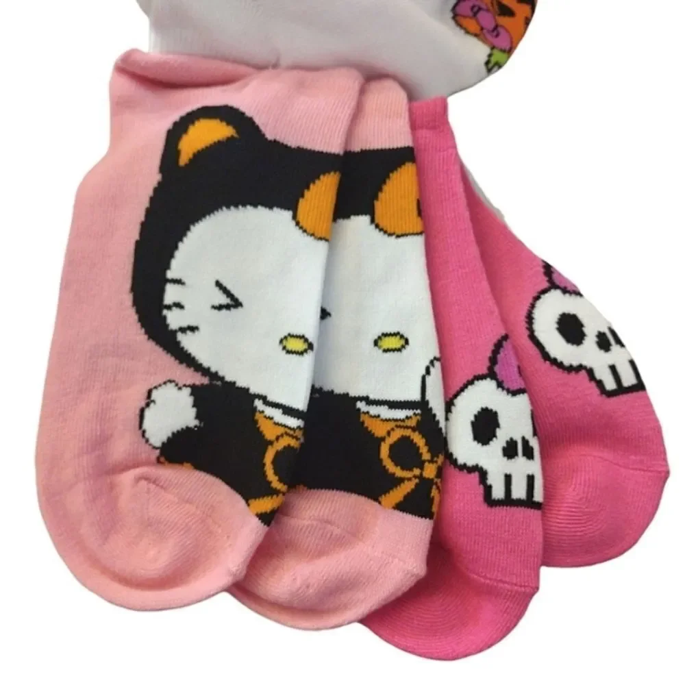 Hello Kitty 5 Pairs Pink Halloween‎ Theme Prints No Show Socks NWT